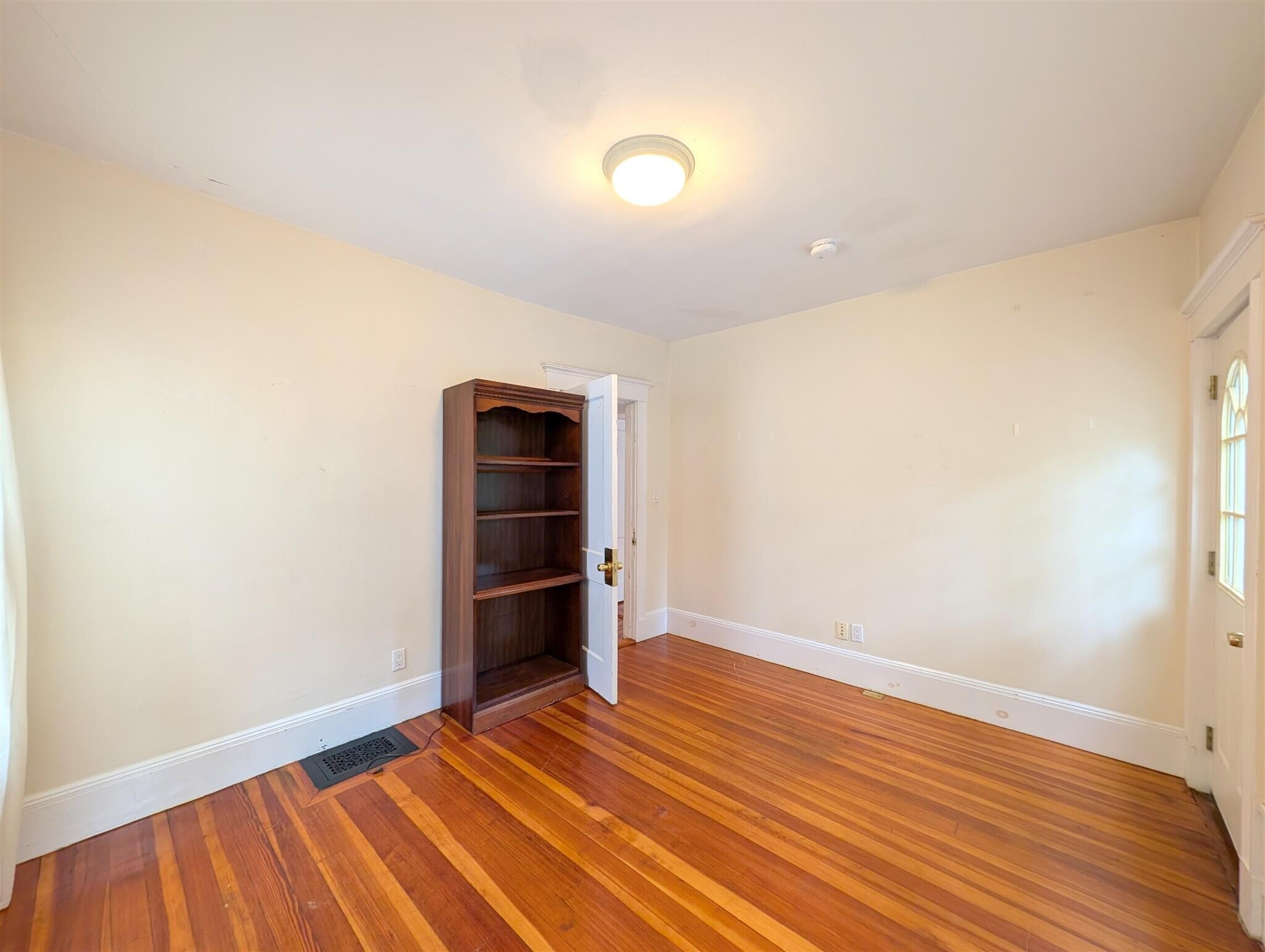 Building Photo - 41 Ossipee Rd