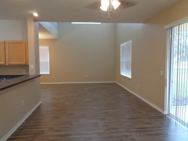 Building Photo - 6243 Blue Runner Ct