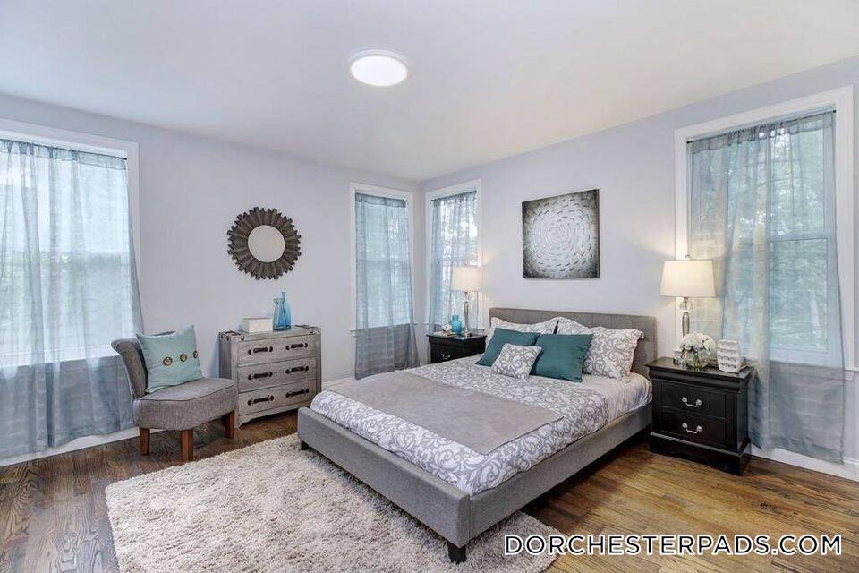 Building Photo - 757 Washington St