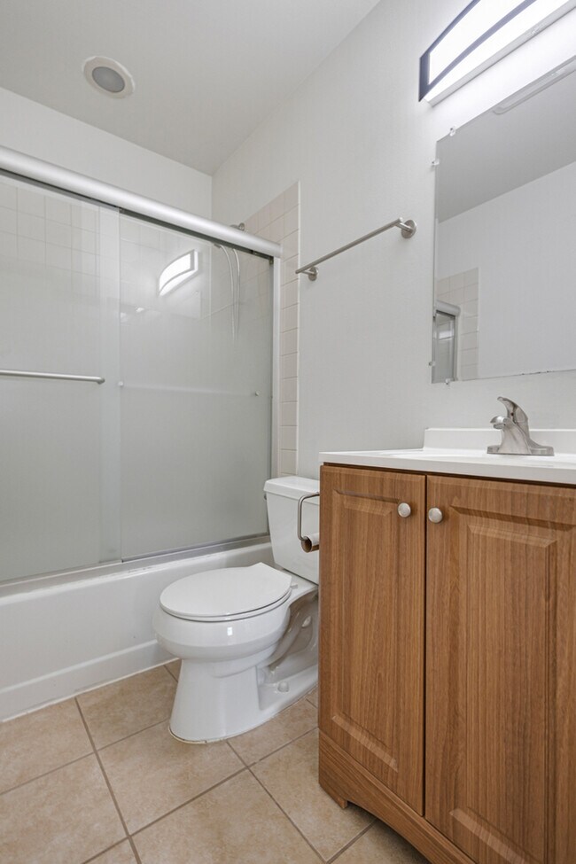 Building Photo - 59 Gant Cir