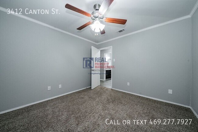 Building Photo - 3412 Canton St