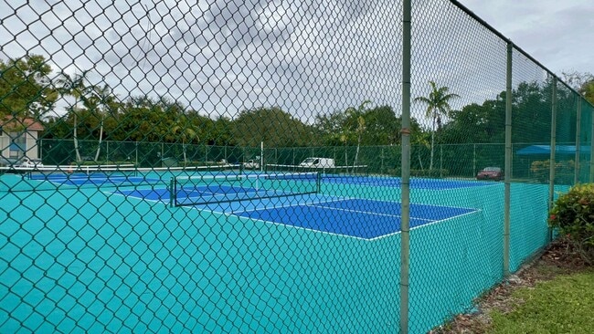 Building Photo - 1581 Balfour Point Dr