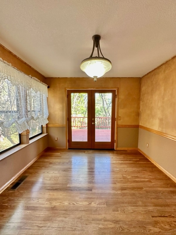 Building Photo - 15593 Carrie Dr