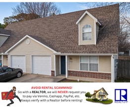 Building Photo - "Cozy 2-Bedroom Duplex Retreat on East Dra...