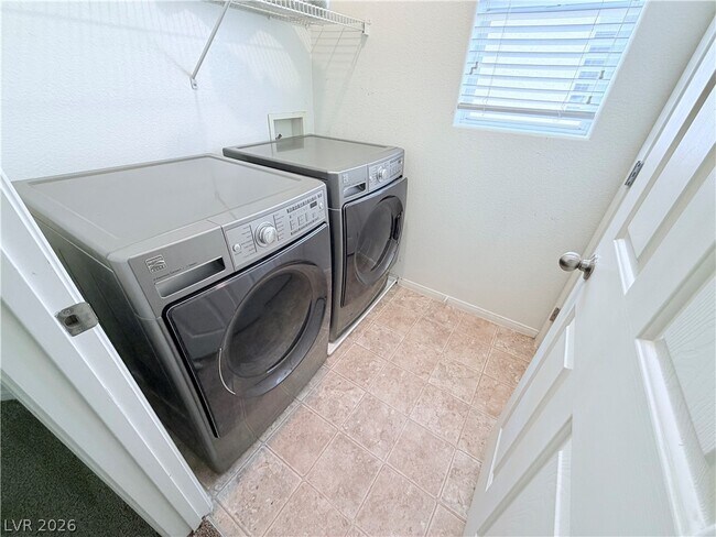 Building Photo - 10516 Mojave Ridge Ct