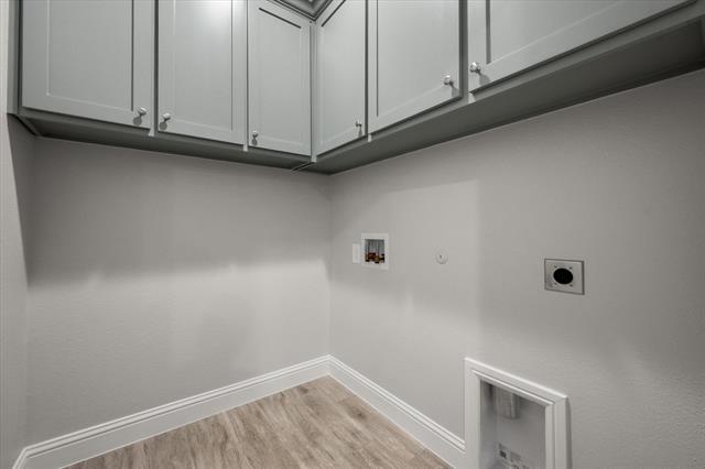 Building Photo - 2360 Spg Pk Blvd