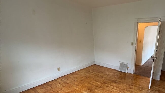 Building Photo - 111 N 3rd Ave