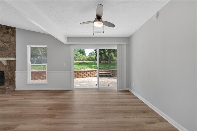 Building Photo - 4740 Jamerson Forest Pkwy