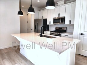 Building Photo - 12267 W Endsley Ln