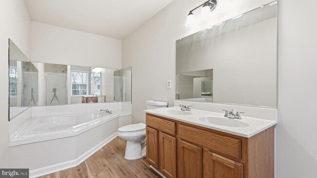 Building Photo - 11921 Stonehenge Dr