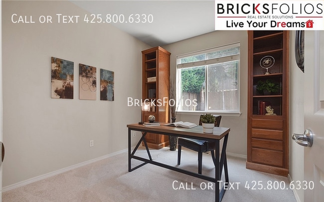 Building Photo - Welcoming Home in Bothell, Ideal for Relax...