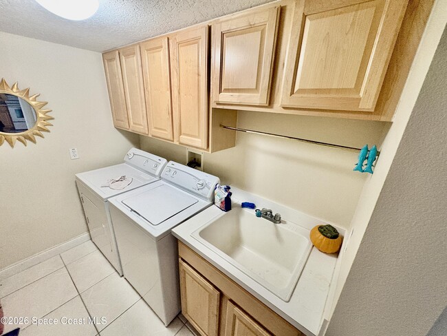 Building Photo - 701 Solana Shores Dr