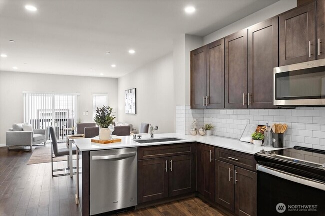 Building Photo - 9612 19th Ave SE