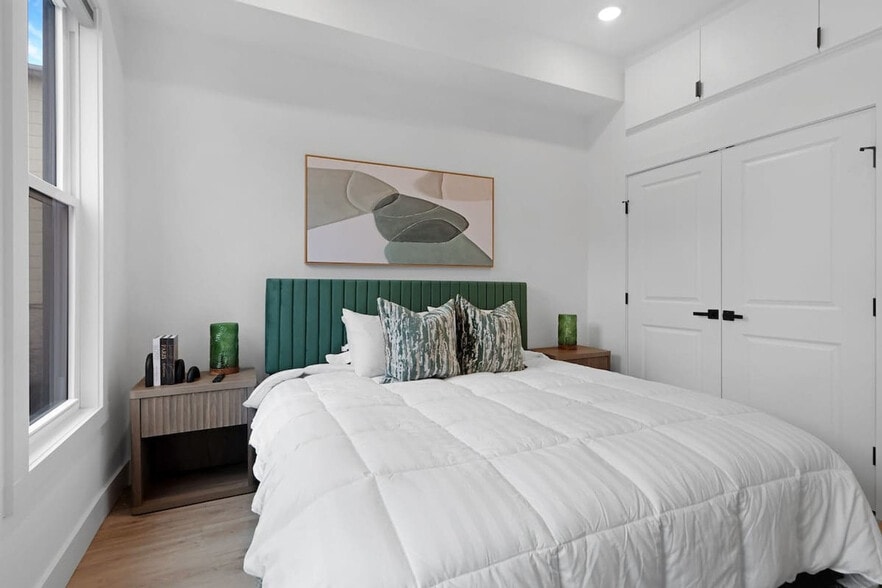 Building Photo - 234 Webster Ave