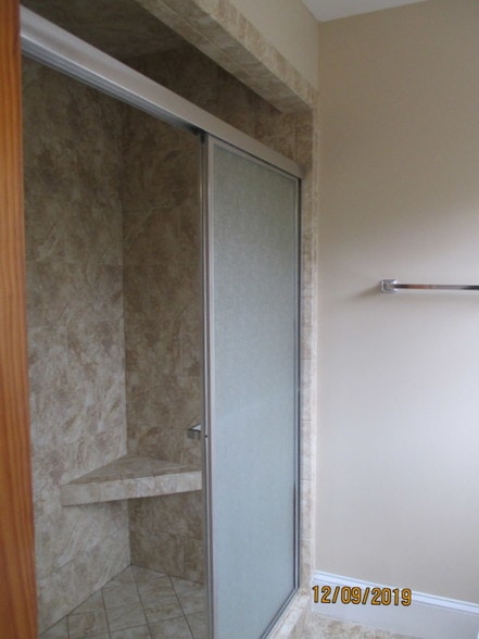 Building Photo - 17 Hampden Ct