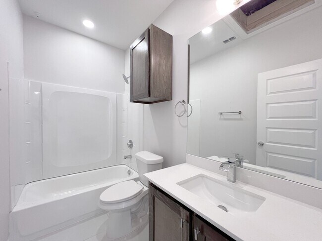 Building Photo - 1st Month Free!  Brand New 3Bed/2Bath - Vi...