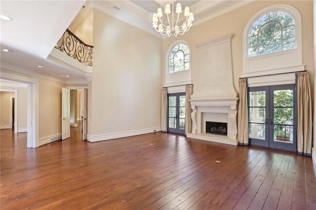 Building Photo - 1965 W Wesley Rd NW