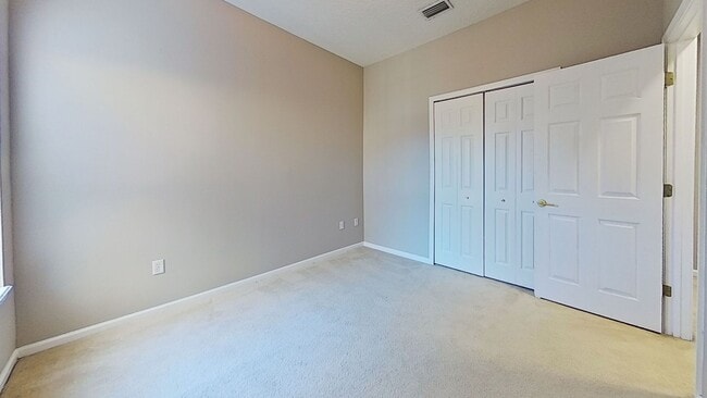 Building Photo - Renovated Condo in the heart of Mandarin