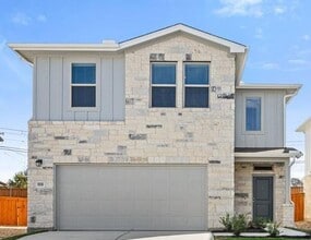 Building Photo - 668 Backstays Lp