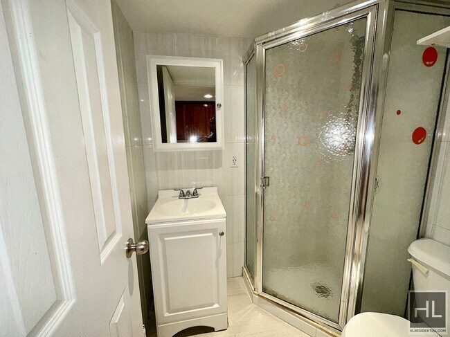 Building Photo - 63 DRIVE