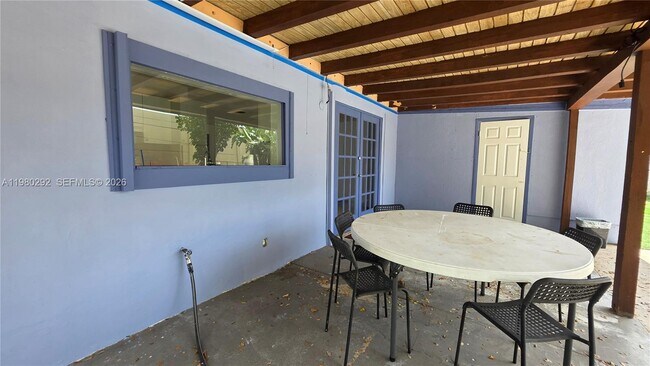 Building Photo - 2100 N 62nd Ave