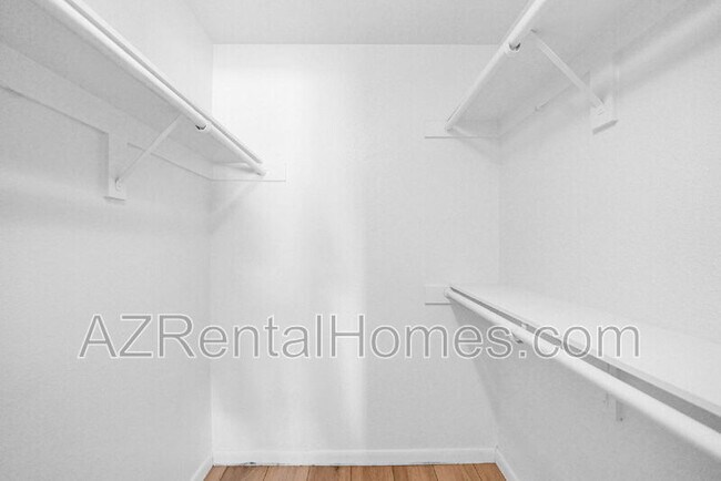 Building Photo - 4354 N 82nd St