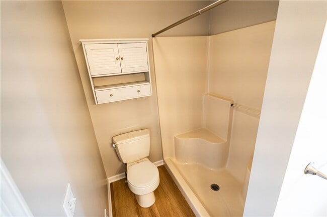 Building Photo - 649 Kayloc Cir