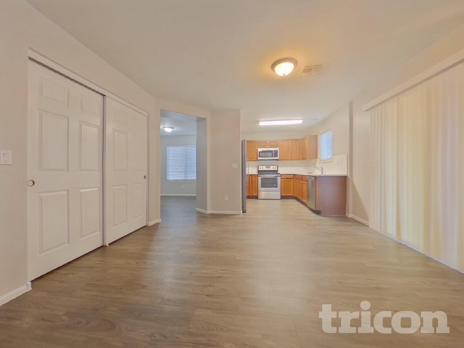 Building Photo - 23634 W Tamarisk Ave