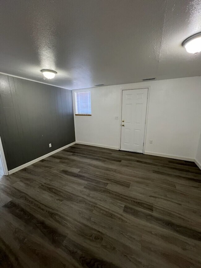 Building Photo - The Kim Building