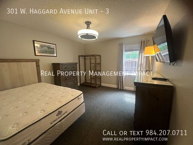 Building Photo - 301 W Haggard Ave