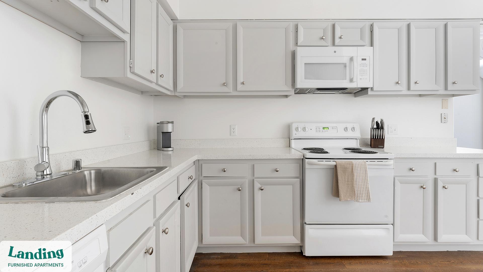 Building Photo - 222 E Saratoga St