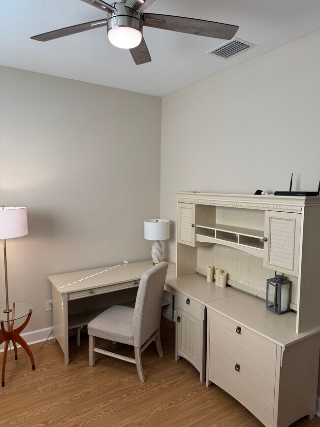 Building Photo - 9080 Isla Bella Cir