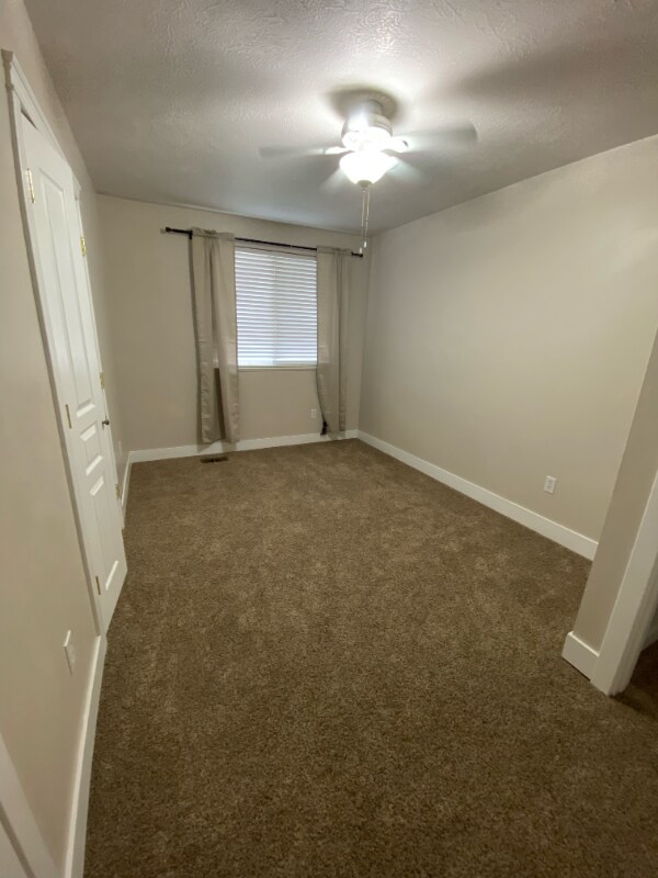 Building Photo - 275 Pennsylvania Dr