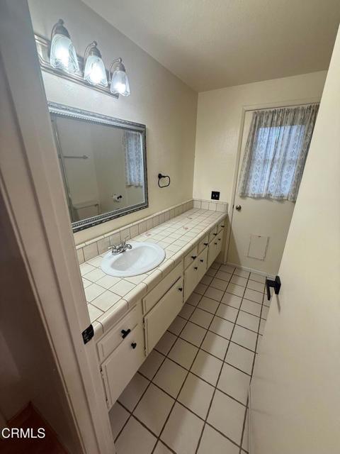 Building Photo - 6237 Hunter St