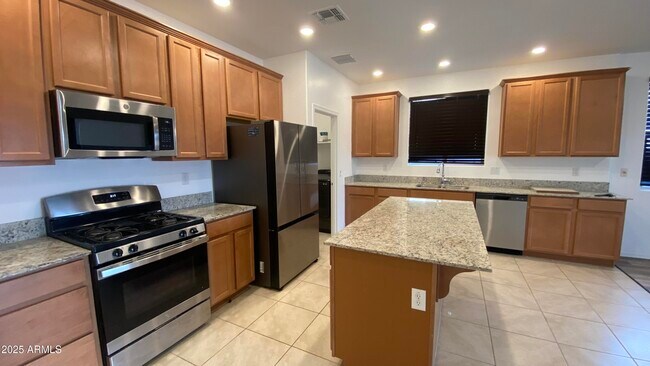 Building Photo - 13171 W Buckskin Trl