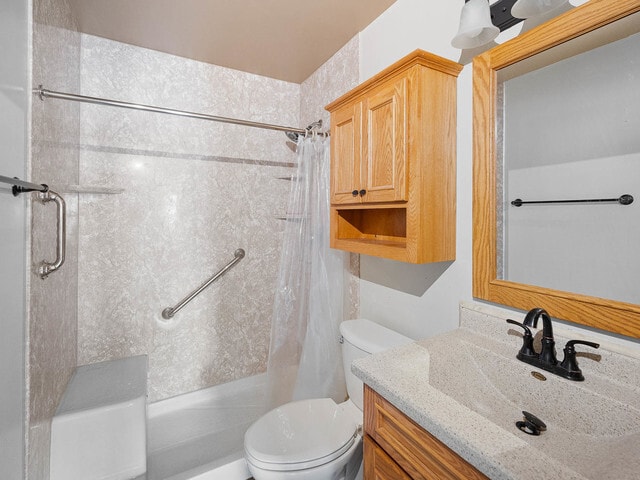 Building Photo - 2552 Dickens Dr