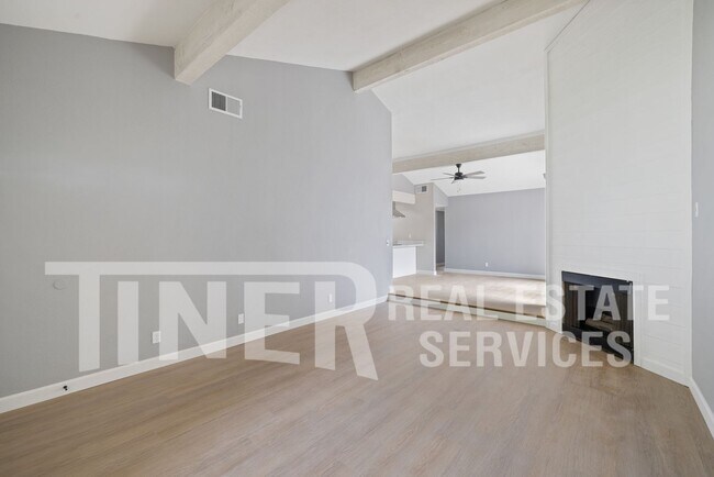 Building Photo - 4711 Large Oak Ct