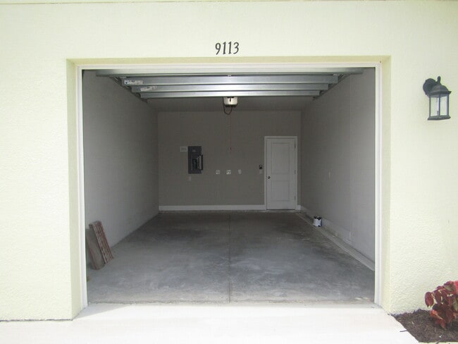 Building Photo - 9113 Waldrep St