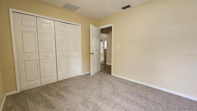 Building Photo - 10368 Lansfield St