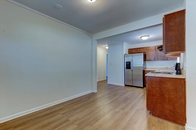 Building Photo - 2600 Revolution Pk Dr