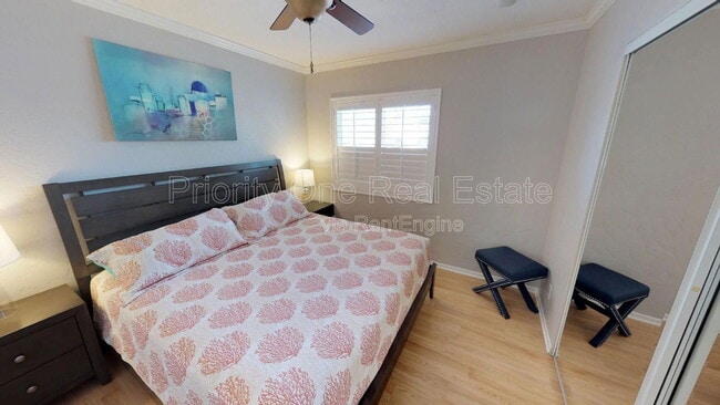 Building Photo - 4102 Ingraham St