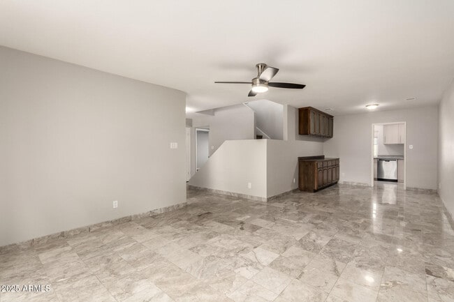 Building Photo - 8212 E Rovey Ave