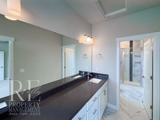 Building Photo - Modern 3-Story Bremerton Home with Water Views on Every Level