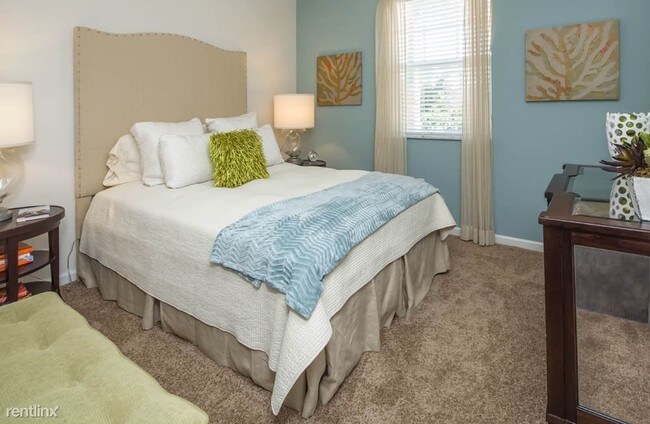 Building Photo - 3 br, 2 bath  - ALTIS