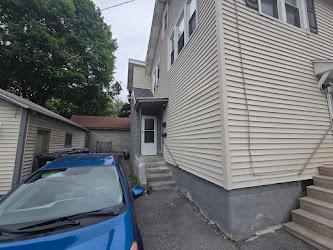Building Photo - 372 S Midler Ave