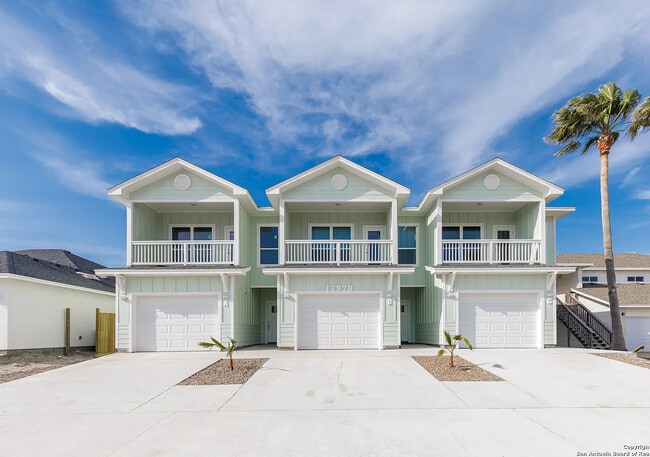 Primary Photo - 13970 Fortuna Bay Dr