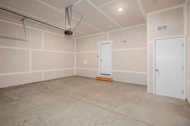 Building Photo - For Rent – Beautiful Park-Facing Home in Liberty Lake