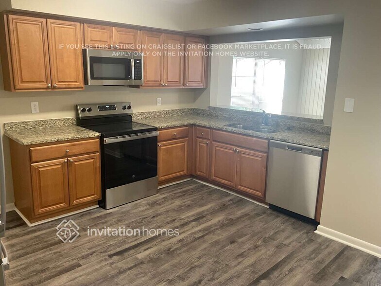 Building Photo - 7009 Summerbridge Dr