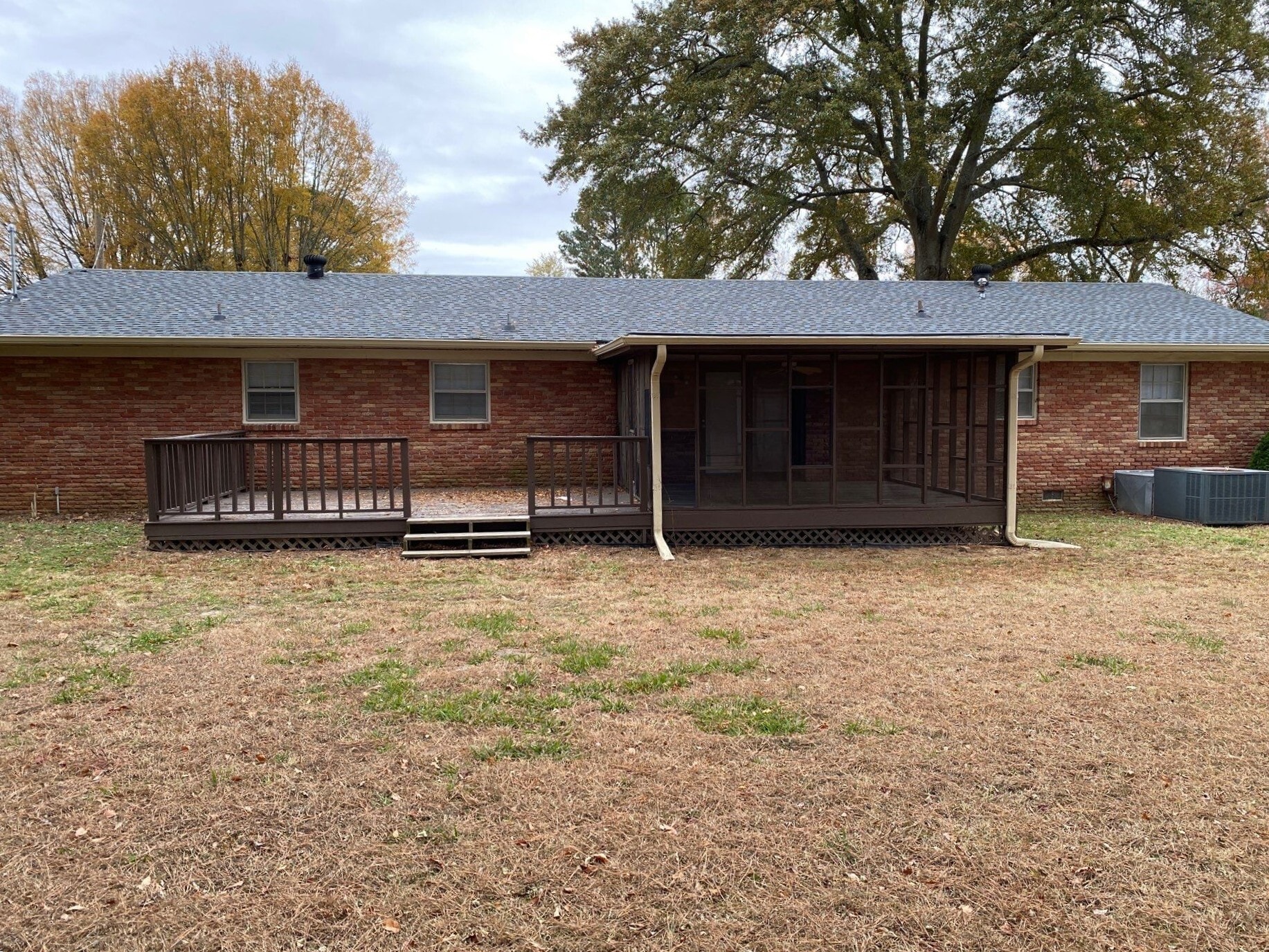 Building Photo - 135 Ayers Dr