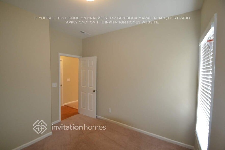 Building Photo - 136 Killington Dr